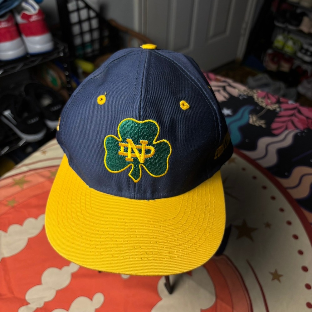 Vintage Notre Dame Fighting Irish Snapback Hat Competitor Navy Cap 90s College